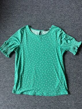 Adrianna Papell Green Polka Dot Short Sleeve Blouse with Smocked Ruffle Sleeves